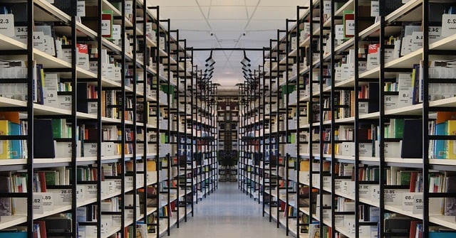 바나나 꼭지 부분 호일로 감싸 갈변 속도 늦추고 신선도 유지하는 확실한 방법